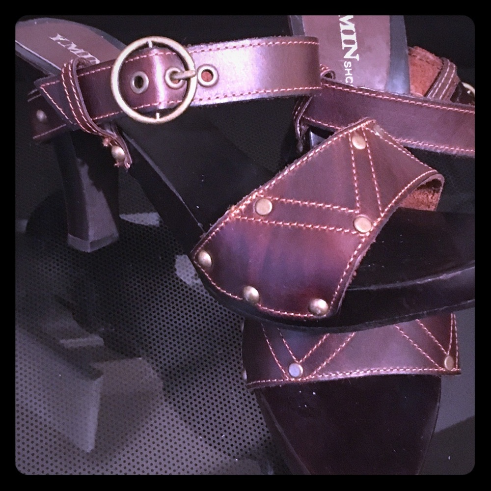 Heels size 7 US size/23 1/2 Japanese size
